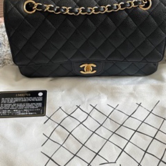 Chanel medium GHW - Picture 10 of 10